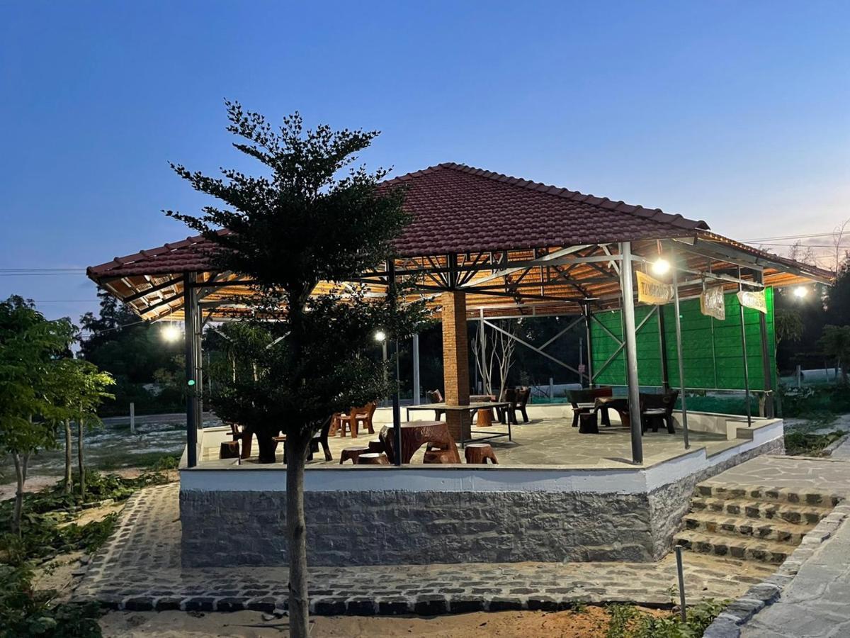 Duc Luu Quang Hotel Binh Thuan Tuy Phong Luaran gambar